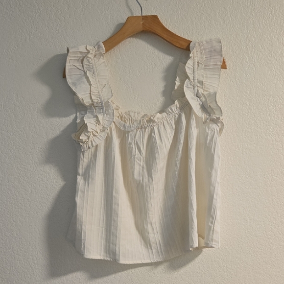 Lush Ruffle Textured Tank Top - Picture 2 of 5